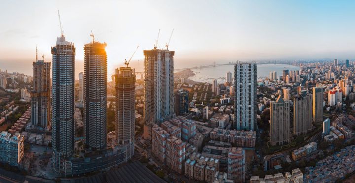 Real Estate in Dubai Guide: Explore Property Tips, Market Insights, Investment Advice, and Helpful Resources