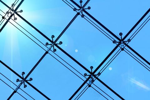 Industrial Chiller and HVAC System Guide: Explore Cooling Technology, Energy Efficiency, Maintenance Tips, and System Performance Insights