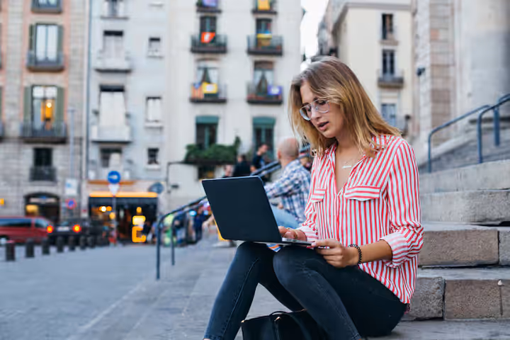 Work in Luxembourg: Explore Employment Sectors and Career Opportunitie
