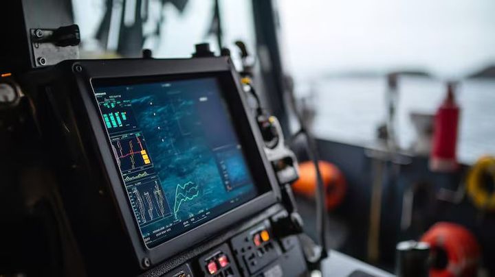 Marine Navigation Equipment: Essential Guide to Safe Voyages
