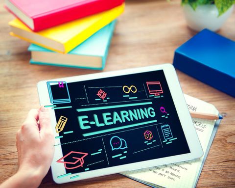 Data Science Courses and Professional Learning Pathways Explained: Learn Machine Learning Basics, Analytics Skills, Career Guidance, and Educational Insights