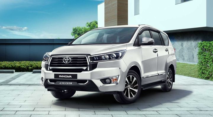 Toyota Innova Crysta Guide With Features Insights And Vehicle Information