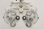 Eyeglass Lens Manufacturing Guide: Equipment Types, Precision Technology, and Industry Trends