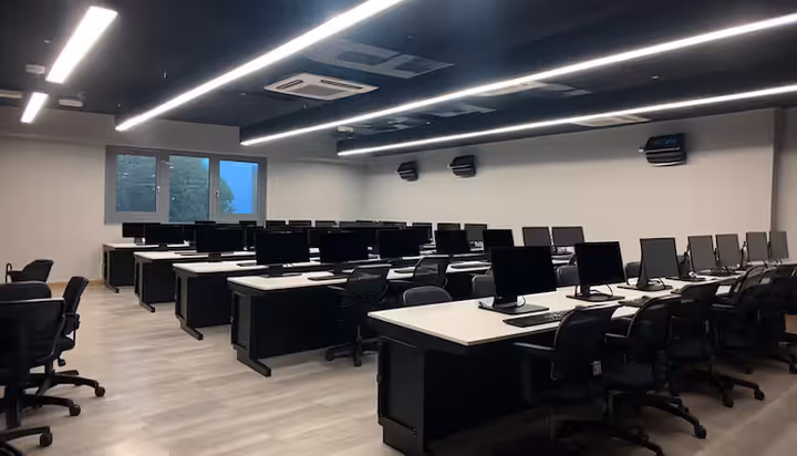 Office Cubicle Furniture: Explore Workplace Layouts and Productivity
