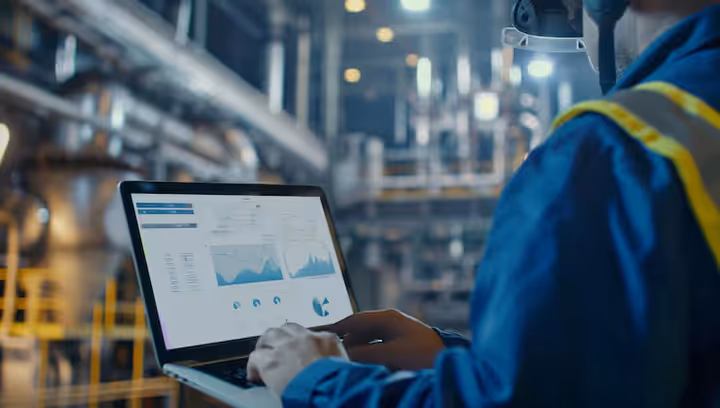 Industrial Compliance Software Guide for Manufacturing Teams