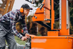 Hydraulic Press Manufacturers: A Complete Guide to Equipment, Types, Applications, and Selection