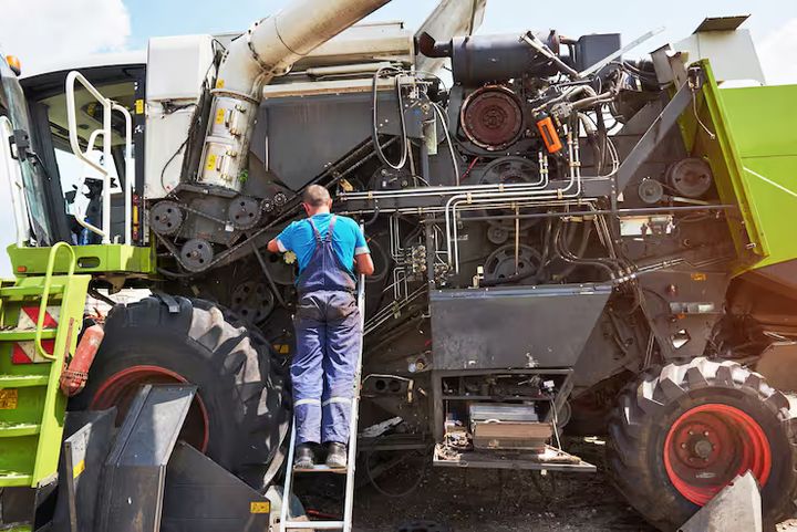 Heavy Equipment Parts Information With Machinery Components And Maintenance Knowledge