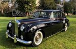 Vintage Car Rental Guide: Classic Vehicle Features, Experiences, and Travel Insights