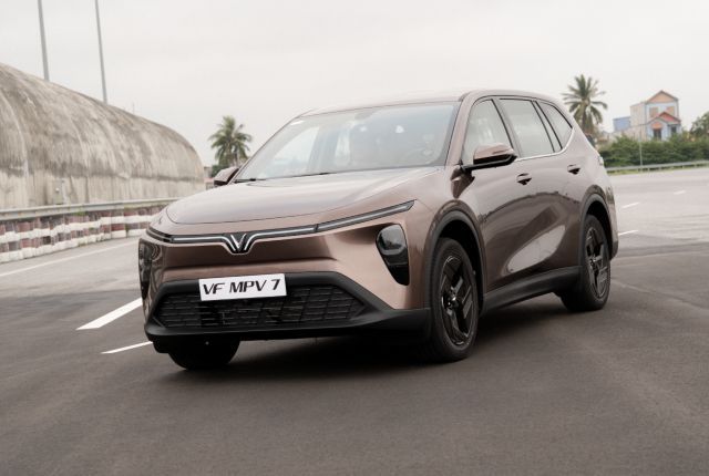 VinFast MPV 7 Complete Guide to Design Technology and Family Mobility Features