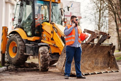 Excavator Machinery Guide: Explore Basics, Uses, Tips, and Expert Insights