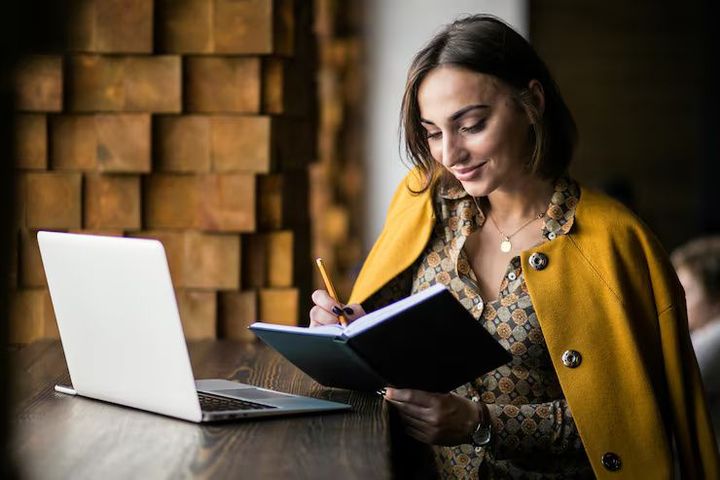 Research Online MA Courses Guide With Higher Education Insights