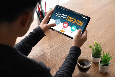 Explore Data Science Courses: Complete Guide, Basics, Tips, Insights, and Career Learning Pathways