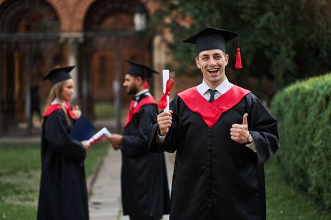 CFA Certification Program Explained: Learn Curriculum Details, Preparation Advice, Exam Levels, Career Opportunities, and Professional Resources
