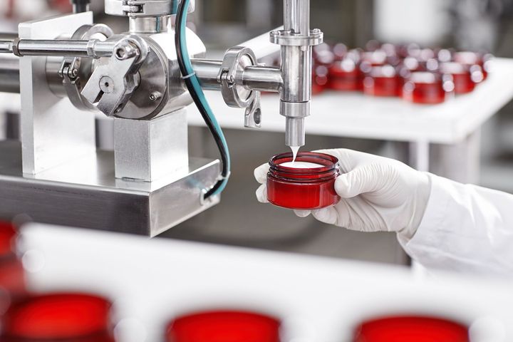 Liquid Packaging Machines and Automation Explained: Learn Filling Systems, Production Line Automation, Operational Advice, and Equipment Details