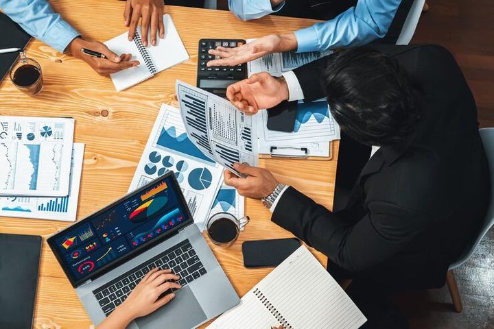 Portfolio Management Services: How Expert Guidance Turns Investments into Lasting Wealth