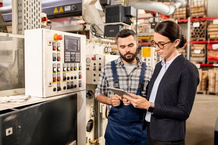 Industrial Machines Guide Vs Traditional Production Systems Explanation