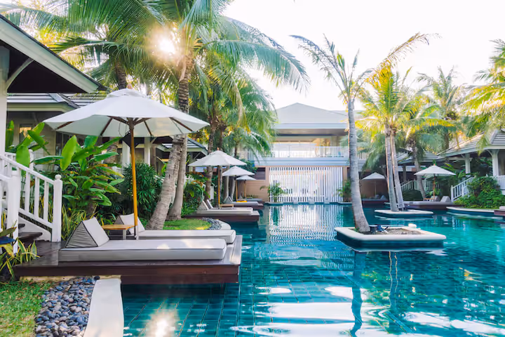 Private Resort Guide: Understanding Luxury Retreats and Exclusive Stays