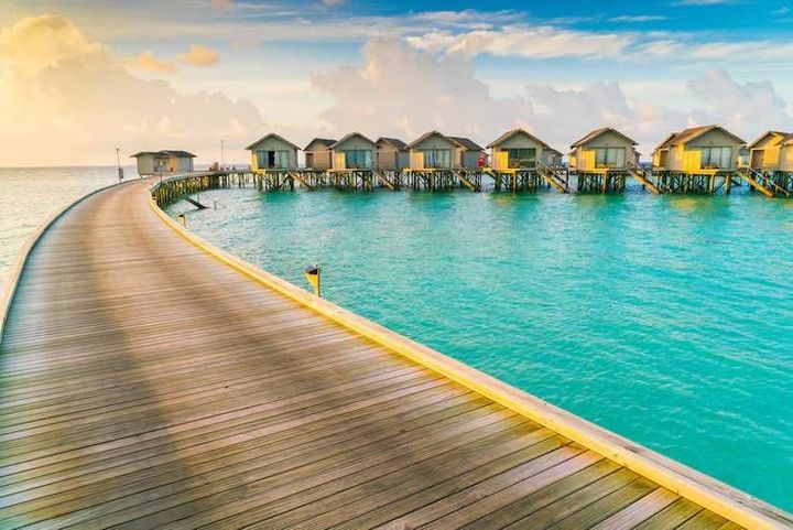 Luxury Resorts in Maldives: Guide To Travel, Privacy, and Island Stays