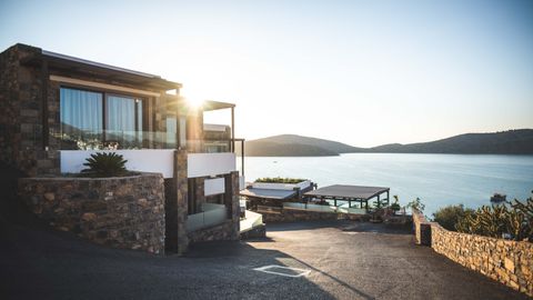 Real Estate Agent Basics: Learn Home Purchase Planning, Property Selling Techniques, Market Insights, and Real Estate Resources
