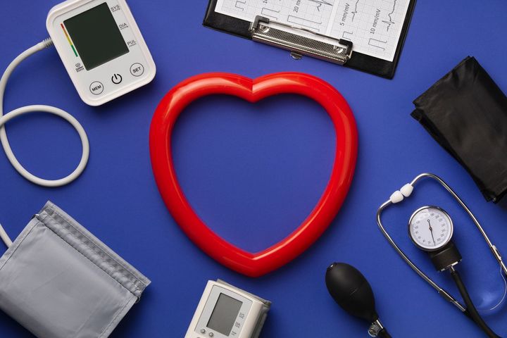 Home Medical Devices Explained: Learn Device Types, Benefits, Usage Tips, Important Considerations, and Healthcare Basics