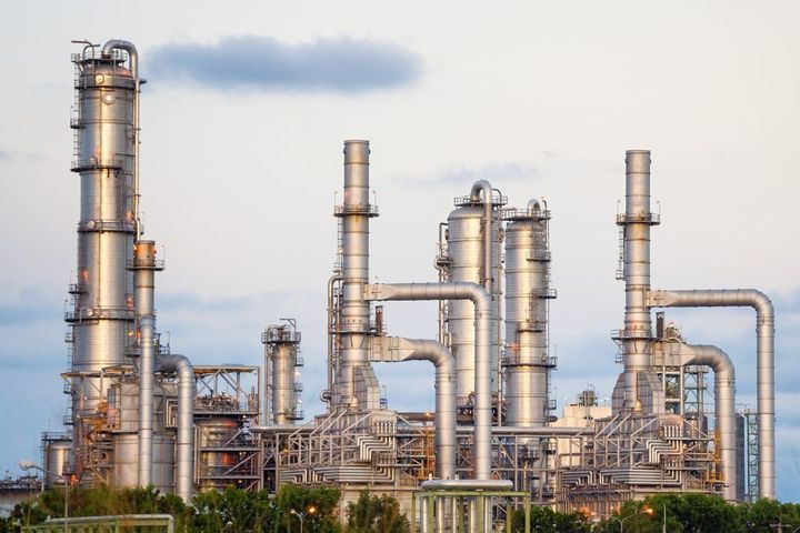 Petrochemical Equipment Overview: Systems & Applications