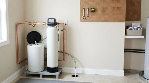 Water Softener Installation: Complete Guide to System Setup, Plumbing Connections, Maintenance, and Water Treatment
